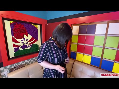 ❤️ جاپاني پياري وڏي سيني سان گڏ جنسي رانديڪن سان مشت زني ڪري ٿي ۽ هڪ orgasm آهي. هوءَ هڪ انٽرويو ۾ پنهنجي ڀوائتي تجربي بابت ڳالهائي ٿي. وڏيون چوڙيون ۽ وارن واري بلت زور سان روئي رهي آهي. اوساڪاپورن ❤❌  ❌️❤